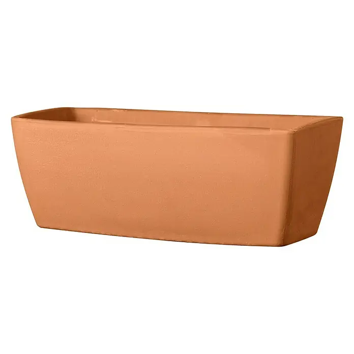 Deroma Pflanzkasten Garda - Außenmaß (L x B x H): 32 x 16 x 13 cm, Naturmaterialien, Cotto - Ein rechteckiger, terrakottafarbener Pflanzkasten mit glatter Oberfläche und leicht nach unten verjüngender Form, ideal für Pflanzen und Blumen.