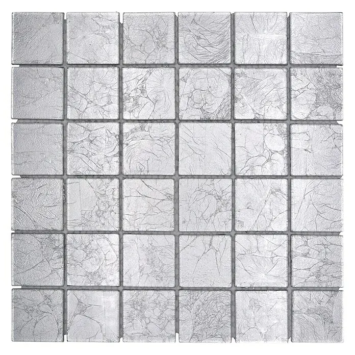 Mosaikfliese Quadrat Crystal Uni CM 4SB2130 x 30 cm, Silber, Glänzend - Quadratisches Mosaikfliesenmuster in Silber mit subtiler Textur für moderne Wand- und Bodengestaltung.