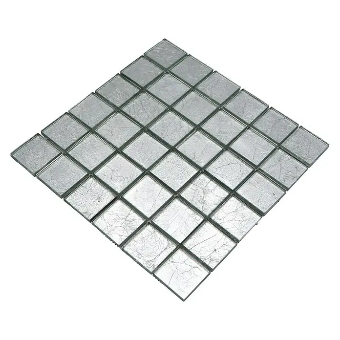 Mosaikfliese Quadrat Crystal Uni XCM 8SB26 - 30 x 30 cm, Silber, Glänzend - Quadratisches Mosaikfliesenmuster in Silberoptik für stilvolle Wand- und Bodengestaltung, ideal für moderne Innenräume.