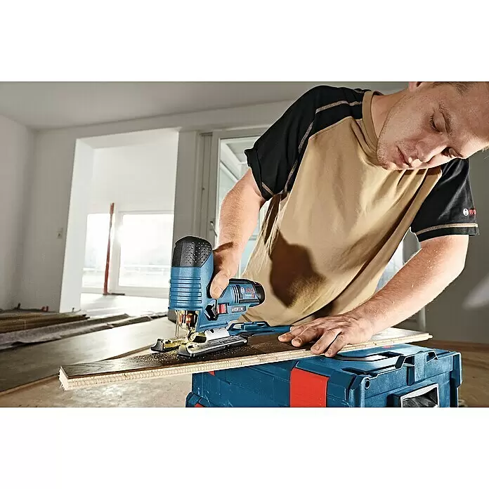 Bosch Professional Akku-Stichsäge GST 12V-7012 V, 2 Akkus, 3 Ah, 1.500 /min - 2.800 /min Use Shot