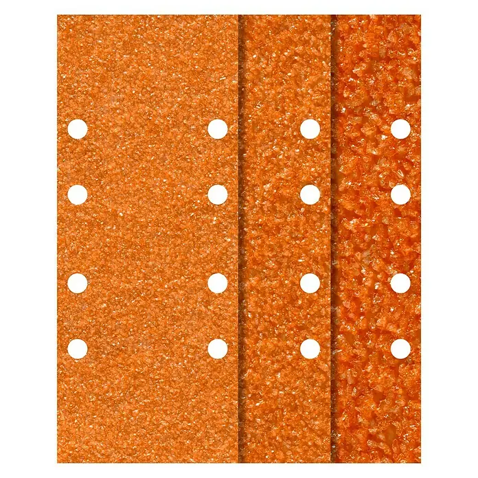 Wolfcraft Schleifstreifen Sparpack - 230 x 93 mm, 8 Löcher parallel, 25 -tlg. - Nahaufnahme von drei Schleifpapierblättern in verschiedenen Körnungen, die für Holz-, Metall- und Kunststoffarbeiten verwendet werden.