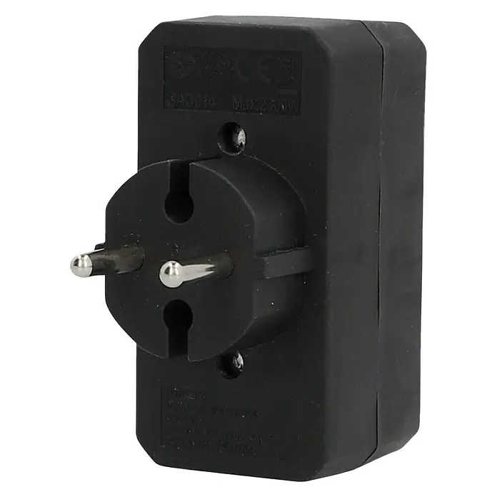 UniTEC Euro-Adapter - Schwarz, Anzahl Steckdosen Euro: 4 Stk., 1.250 W - Nahaufnahme eines schwarzen Reiseadapters mit zwei Stiften für europäische Steckdosen.