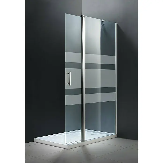 Mampara de ducha Walk-In Toke - 120 x 195 cm, Cromo, Espesor de vidrio: 6 mm - Imagen de una moderna cabina de ducha con rayas horizontales y un tirador plateado. Ideal para baños elegantes.