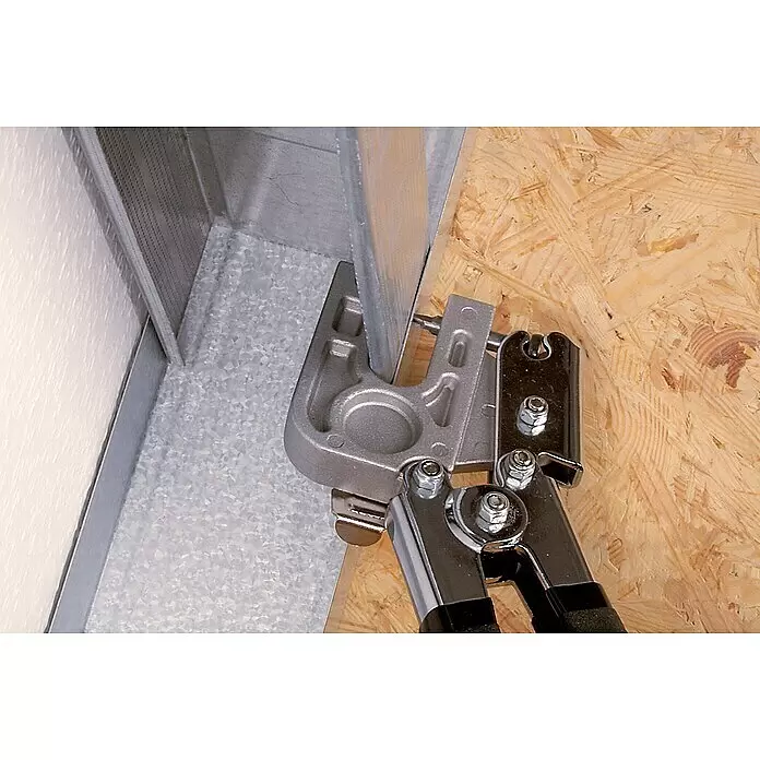 Wolfcraft Profilverbundzange - Länge: 27 cm - Anwendungsbeispiel