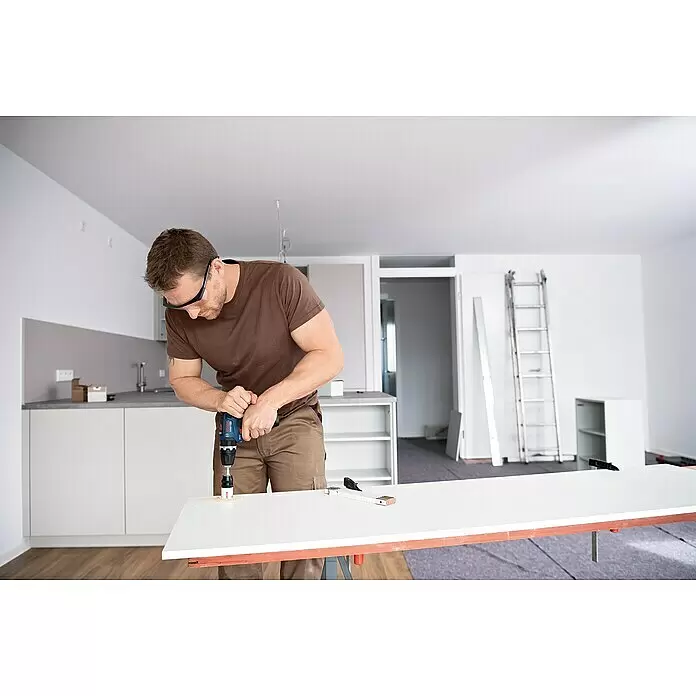 Bosch Professional Akku-Schlagbohrschrauber GSB12V-35 - 12 V, 2 Akkus, 3 Ah - Anwendungsbeispiel