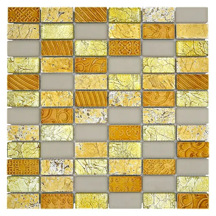 Mosaikfliese Rechteck Crystal Mix XCM CRS4 - 30 x 30 cm, Gold, Glänzend - Nahaufnahme von einem Mosaikfliesenmuster mit goldenen und beigen Akzenten.