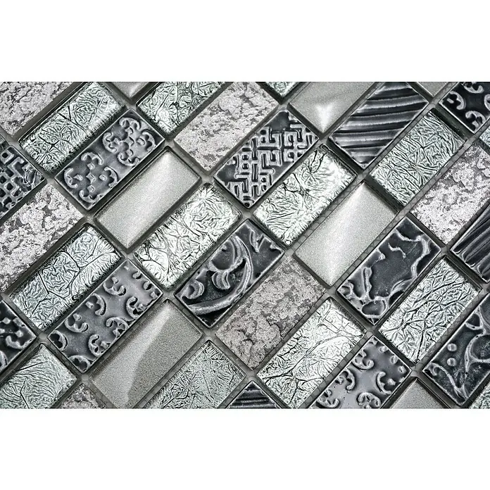 Mosaikfliese Rechteck Crystal Mix XCM CRS2 - 30 x 30 cm, Silber, Glänzend - Nahaufnahme von dekorativen, rechteckigen Mosaikfliesen in Grau- und Silbertönen, die ein elegantes und modernes Design zeigen.