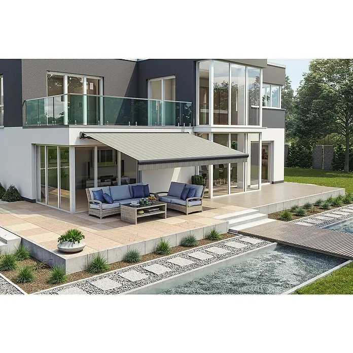 Solid Elements Teilhülsenmarkise Solid A131 - Grau/Weiß, Breite: 4 m, Ausfall: 3,5 m - Sonnenschutzmarkise auf einer Terrasse mit Gartenmöbeln. Die Markise bietet Schatten und Schutz vor Sonne.
