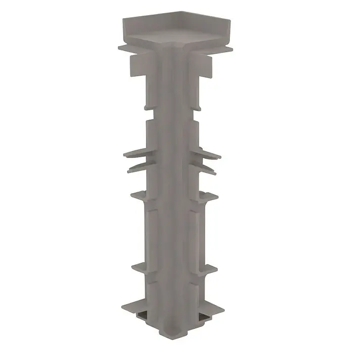 Innenecke Cubica LS80 - Silber, 1 Stk. - Das Bild zeigt eine graue, modulare Eck-Säule mit mehreren Ebenen, die ideal für Ausstellungen oder als dekoratives Element ist.