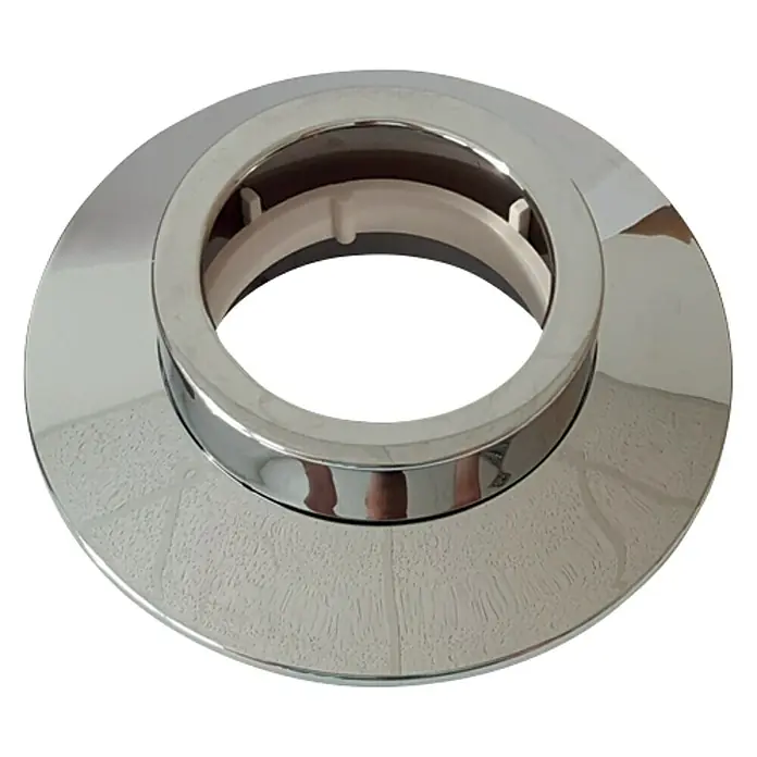 Rosette - Geeignet für: UP-Messkapseln, Kunststoff, Chrom - Nahaufnahme einer glänzenden, kreisförmigen Chrom-Rosette, ein stilvolles Detail für Sanitäranlagen, das Eleganz und Funktionalität vereint.