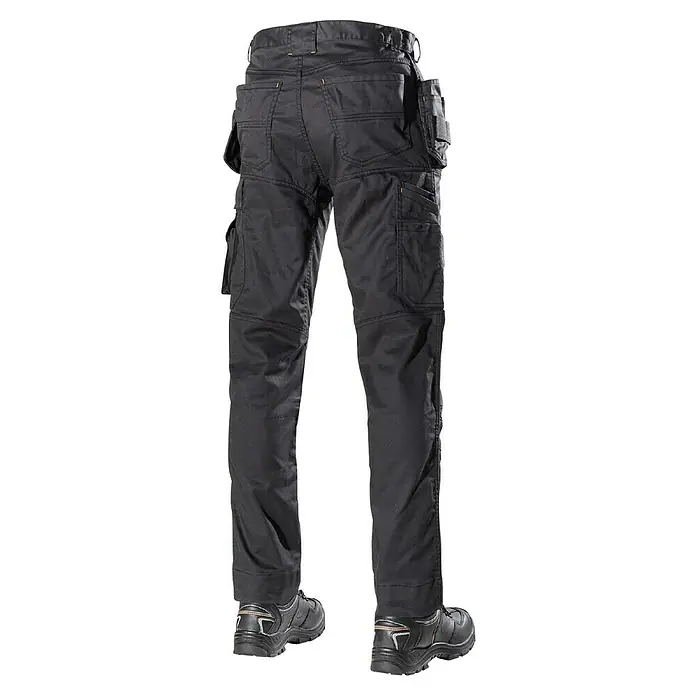 L.Brador Arbeitshose 1090PB - 50, Schwarz - Schwarze Arbeitshose mit vielen Taschen und strapazierfähigem Material. Ideal für Handwerker und alle, die robuste Kleidung benötigen.