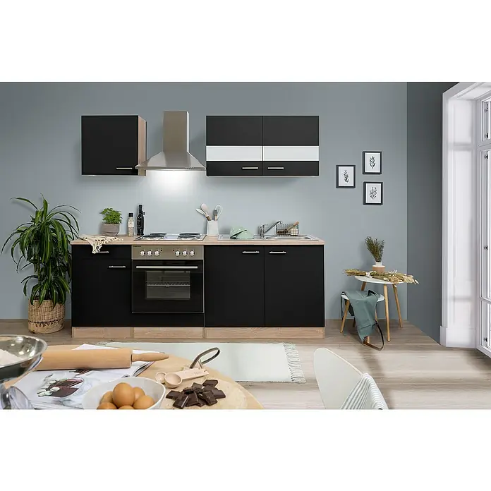 Respekta Singleküche Merle Typ 1 - Breite: 210 cm, Schwarz, Mit Elektrogeräten, Volumen Backofen: 60 l - Elegante Küche mit schwarzen Schränken, Edelstahlgeräten und Holzarbeitsplatten. Der perfekte Raum zum Kochen und Genießen.