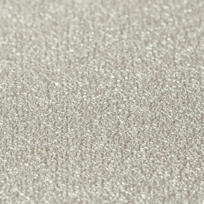 FREUNDIN Vliestapete - Beige, Uni, 10,05 x 0,53 m - Nahaufnahme einer silberfarbenen, strukturierten Oberfläche.