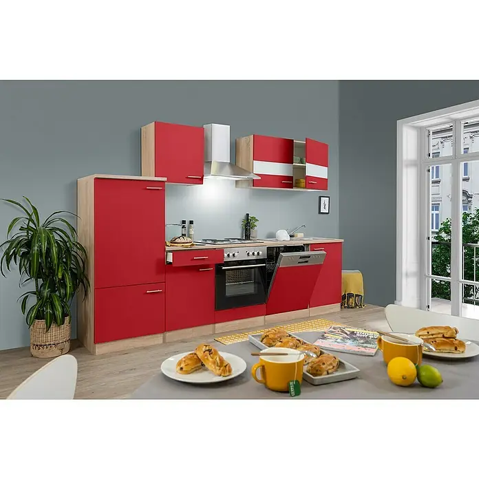 Respekta Küchenzeile Merle - Breite: 280 cm, Rot, Mit Elektrogeräten, Volumen Backofen: 58 l - Küche mit roten Schränken und einer hellen Arbeitsplatte, ergänzt durch eine Pflanze und ein arrangiertes Frühstück auf dem Tisch.