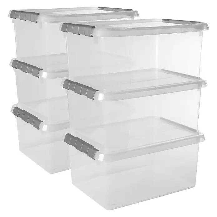 Sunware Aufbewahrungsbox-Set Comfort LineL x B x H: 40 x 30 x 18 cm, Kunststoff, Transparent, 6 Stk. - Drei durchsichtige Aufbewahrungsboxen mit grauen Verschlüssen, gestapelt. Ideal für die Organisation und Lagerung von Gegenständen.