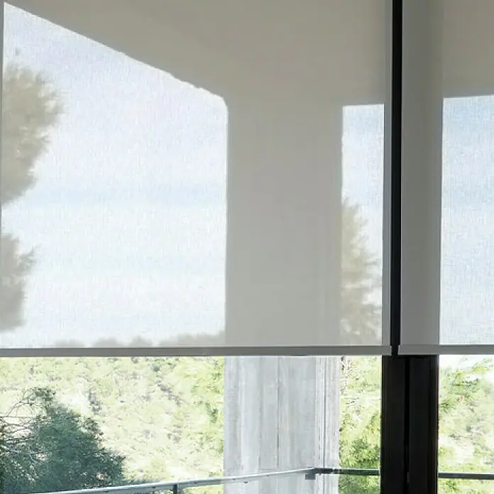Estor enrollable screen 5% Zoe - An x Al: 105 x 250 cm, Blanco perla - Estores enrollables con tejido opaco y diseño moderno, ofreciendo una decoración elegante de la ventana y una protección solar eficaz.