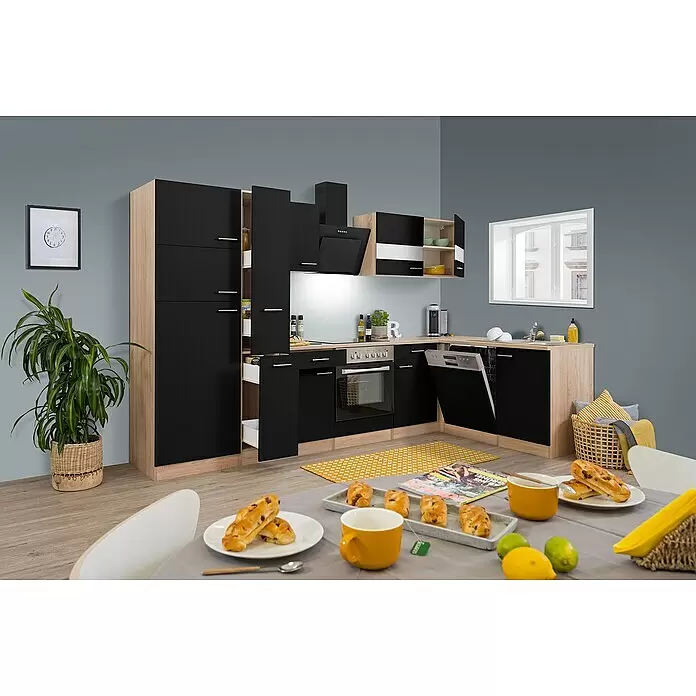 Respekta Winkelküche Merle - B x T: 310 x 172 cm, Schwarz, Mit Elektrogeräten, Volumen Backofen: 72 l - Moderne U-förmige Küche mit schwarzen Fronten und hellen Holz-Elementen, inklusive integrierter Geräte, in einem Frühstücks-Ambiente gezeigt.