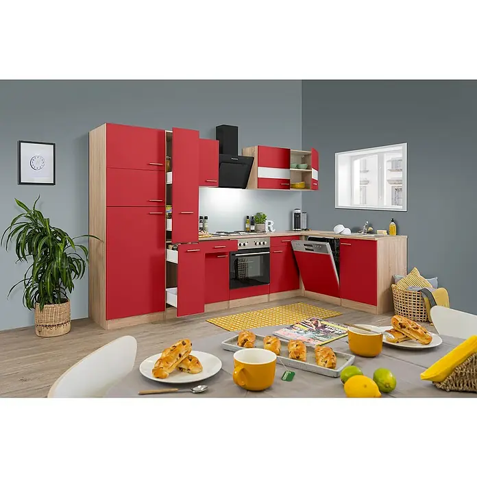 Respekta Winkelküche Merle - B x T: 310 x 172 cm, Rot, Mit Elektrogeräten, Volumen Backofen: 60 l - Ein modernes Küchendesign mit roten Schränken und Holzelementen, ergänzt durch einen stilvollen Esstisch mit Gebäck und gelben Tassen.