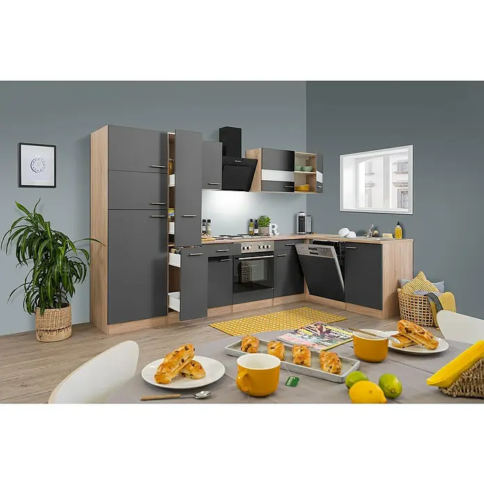 Respekta Winkelküche Merle - B x T: 310 x 172 cm, Grau, Mit Elektrogeräten, Volumen Backofen: 60 l - Die moderne Küche in Grau und Holzoptik bietet stilvollen Stauraum und Komfort, ergänzt durch einen einladenden Esstisch mit Gebäck.
